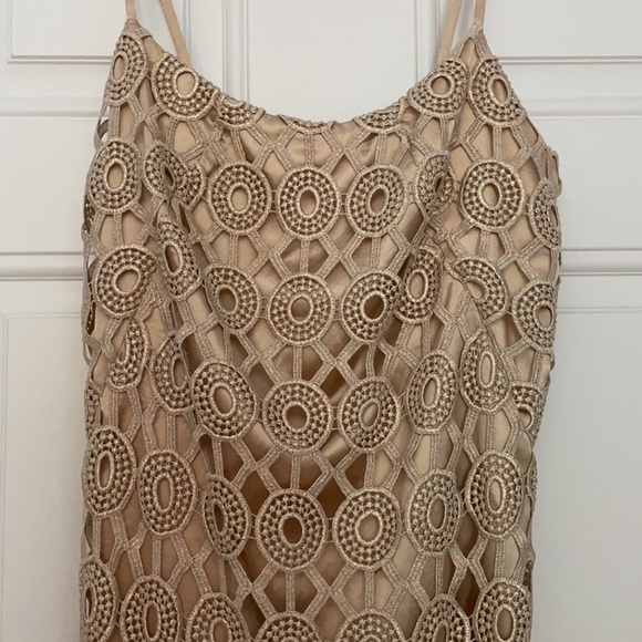 Lilly Pulitzer Beth Lace Slip Dress Size 2 - Picture 3 of 15